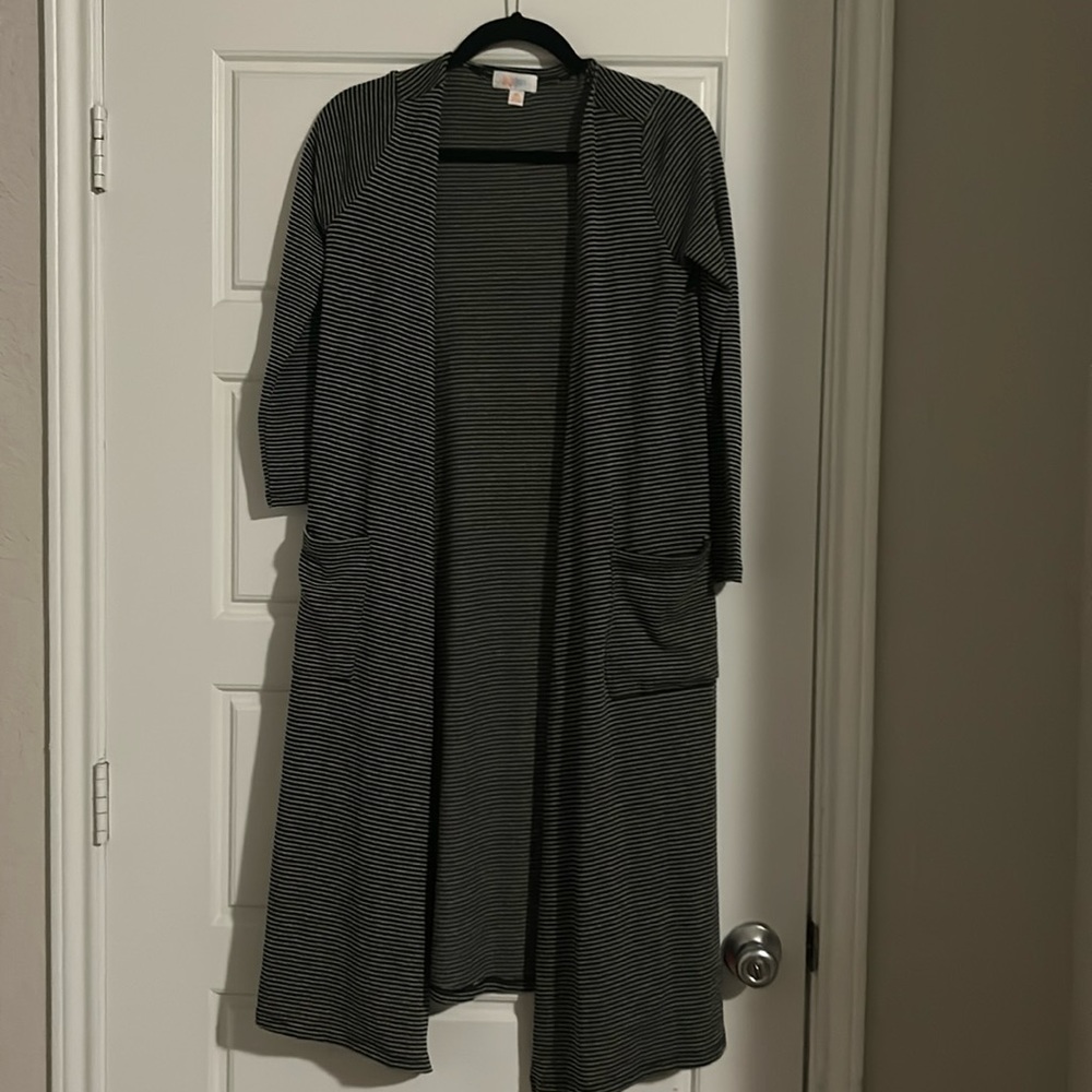 NWT XSmall lularoe Sarah Sweater